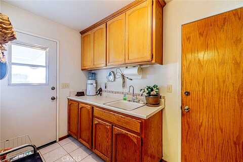 Avenue D, LANCASTER, CA 93536