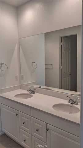 Berrybush, HEMET, CA 92543