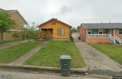 Avenue P 1/2, GALVESTON, TX 77551