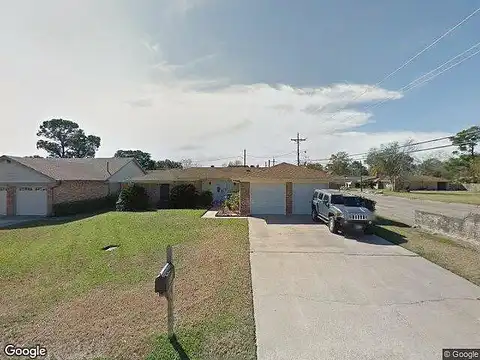 22Nd, NEDERLAND, TX 77627