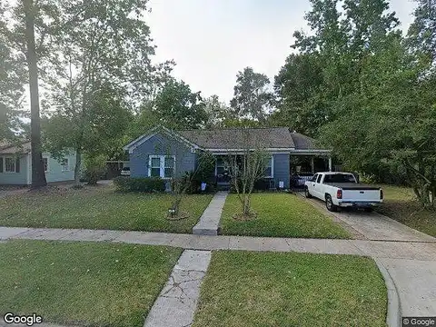 Hooks, BEAUMONT, TX 77706