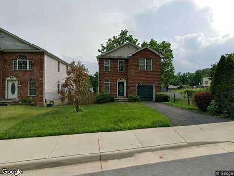West, FAIRFAX, VA 22030