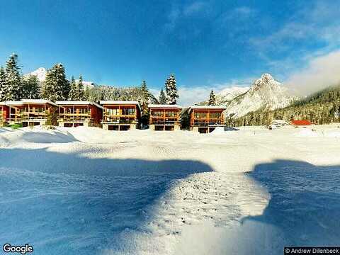Pass Life, SNOQUALMIE PASS, WA 98068