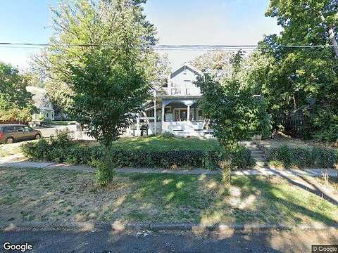 Oak, LA GRANDE, OR 97850