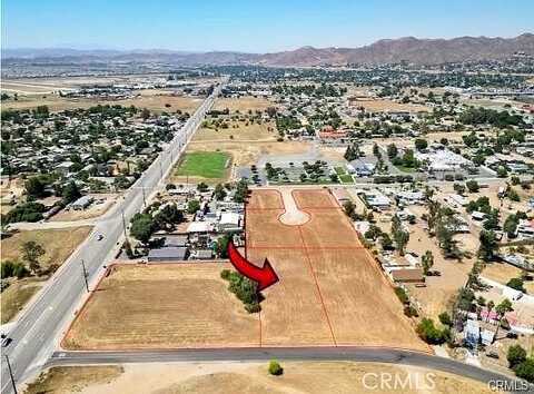 Como, WILDOMAR, CA 92595