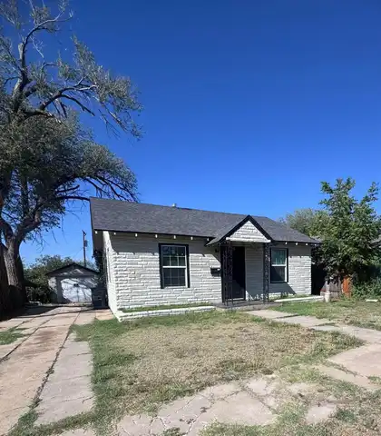 4240 SW 10TH Avenue, Amarillo, TX 79106