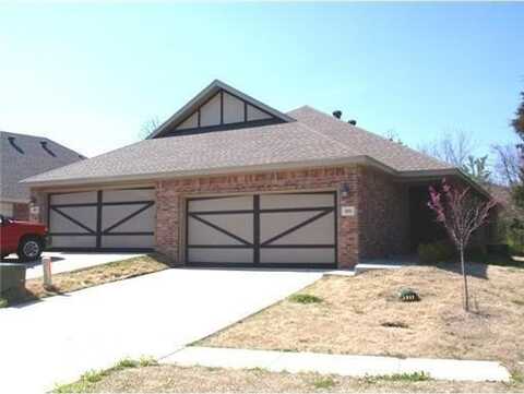 195 S Pinyon, Fayetteville, AR 72701