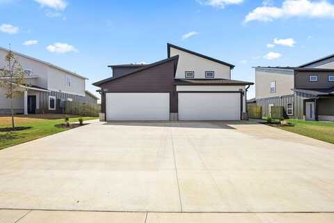 1801 SW Poigai WY Unit #1, Bentonville, AR 72713