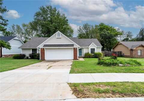 1025 Meadowlark LN, Siloam Springs, AR 72761