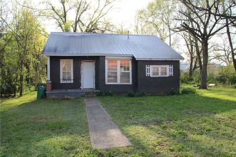 305 Panther AVE, Yellville, AR 72687