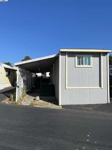 3913 Castro Valley Blvd., Castro Valley, CA 94546