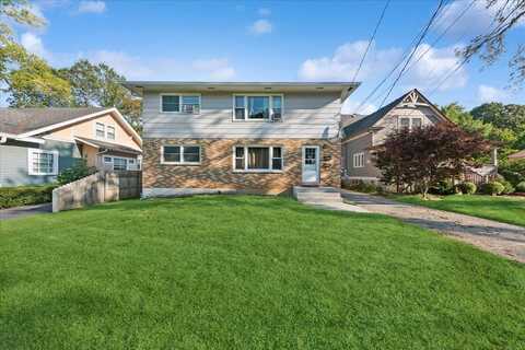140 Newberry Avenue, Libertyville, IL 60048