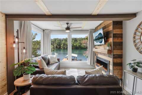 431 Purvis Road, Sunrise Beach, MO 65079