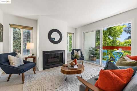 288 Whitmore St, Oakland, CA 94611