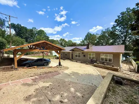 129 W Lakeshore Drive, Cherokee Village, AR 72529