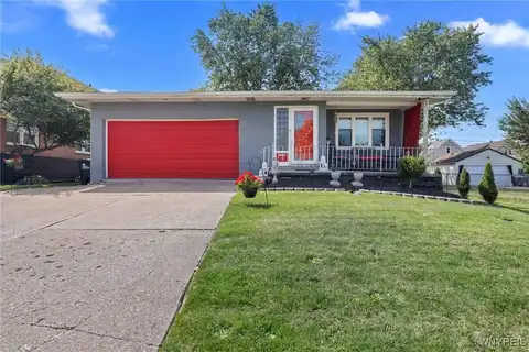 10 Chaplin Drive, Tonawanda, NY 14223