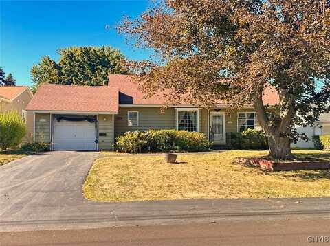 233 Fairway Drive, New Hartford, NY 13413