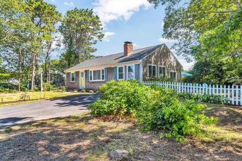 55 Lower Brook Road, South Yarmouth, MA 02664
