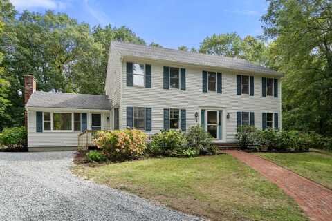 5 Cardinal Road, Sandwich, MA 02563