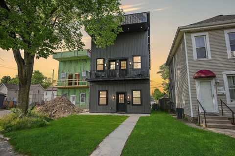 92 E Innis Avenue, Columbus, OH 43207