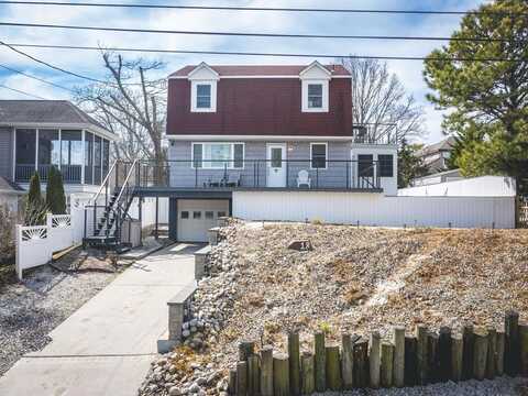 18 Pinewood, Townbank, NJ 08204