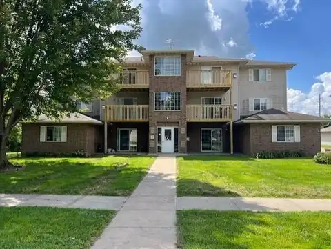 651 Kimberlite St, Tiffin, IA 52340