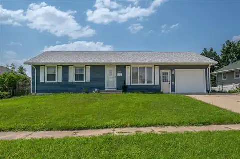 200 Atwood Dr SW, Cedar Rapids, IA 52404