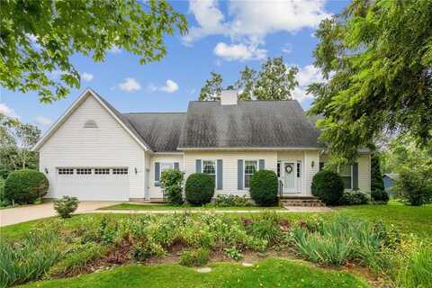 214 7th Street NW, Mount Vernon, IA 52314