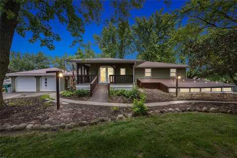 1997 206th Street, Independence, IA 50644