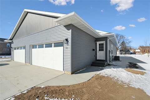 203 N Main Street, Monticello, IA 52310
