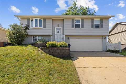 4807 Montclair Dr NW, Cedar Rapids, IA 52405