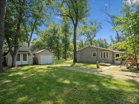 991 Cedar Court, Mount Vernon, IA 52314