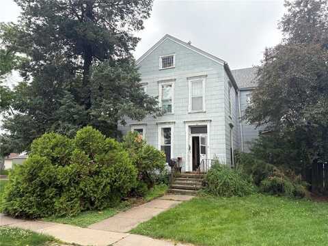 321 E 2nd Street, Washington, IA 52353