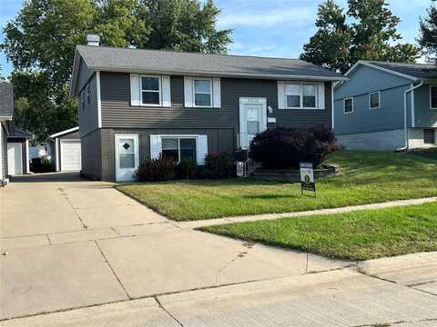 6028 Langdon Avenue SW, Cedar Rapids, IA 52404