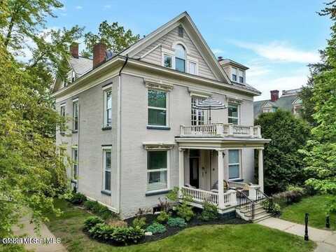143 Caroline Street unit: 4, Saratoga Springs, NY 12866