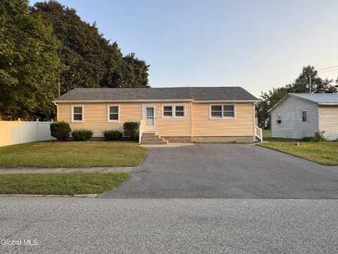 82 East Street, Fort Edward, NY 12828