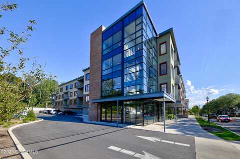 116 West Avenue unit: 206, Saratoga Springs, NY 12866