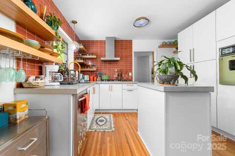 1649 Patton Avenue, Charlotte, NC 28216