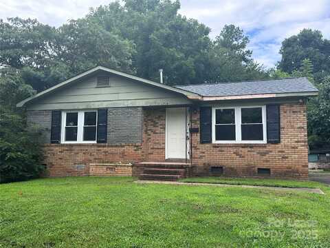 518 Echodale Drive, Charlotte, NC 28217