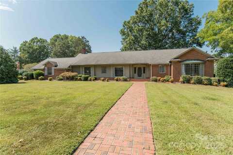 729 Mocksville Avenue, Salisbury, NC 28144