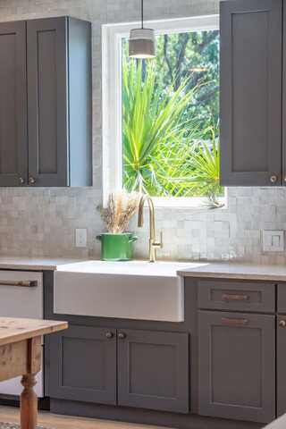 1012 E Erie Avenue, Folly Beach, SC 29439