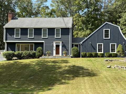 11 Ravenwood Drive, Weston, CT 06883