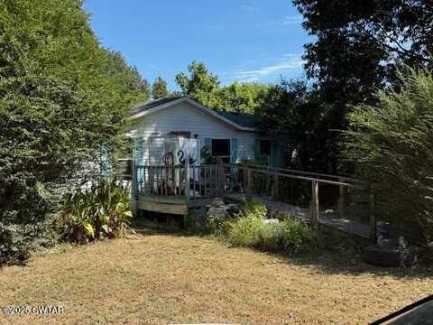 64 Pat Mann Jr Lane, Brownsville, TN 38012