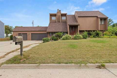1302 Washington Street, Tama, IA 52339