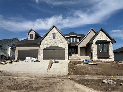 3957 NW 177th Court, Clive, IA 50325