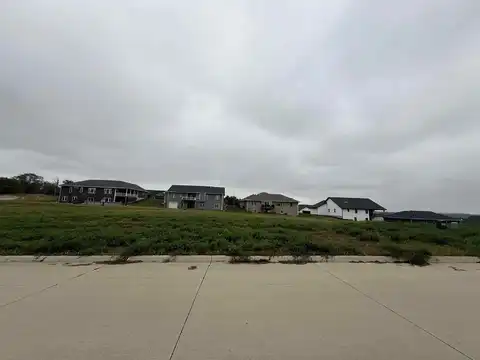 Lot 36 Rustic Point, Dubuque, IA 52002