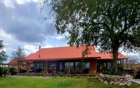 585 Palomino, Del Rio, TX 78840
