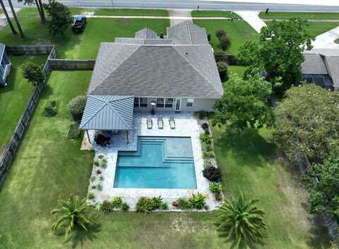 33 E Country Club Drive, Destin, FL 32541