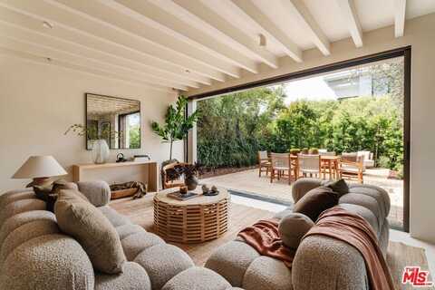 740 Amoroso Court, Venice, CA 90291