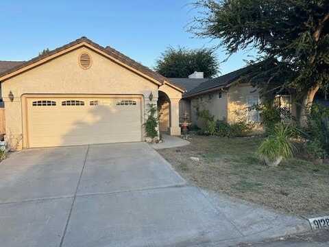 9128 Recreation Avenue N, Fresno, CA 93720